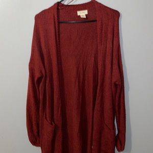 Kaisley cardigan in burnt orange/reddish color